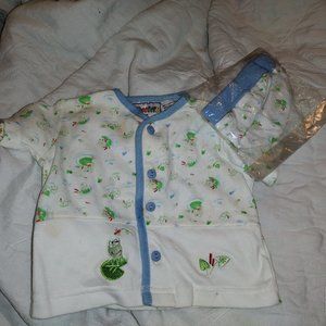 New Scooters Baby Top with a matching hat. Size 3-6 months